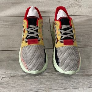 NIB Steve Madden Color-block Sneakers